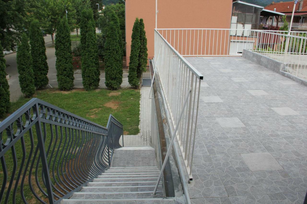 Apartman Kej Pirot Zewnętrze zdjęcie