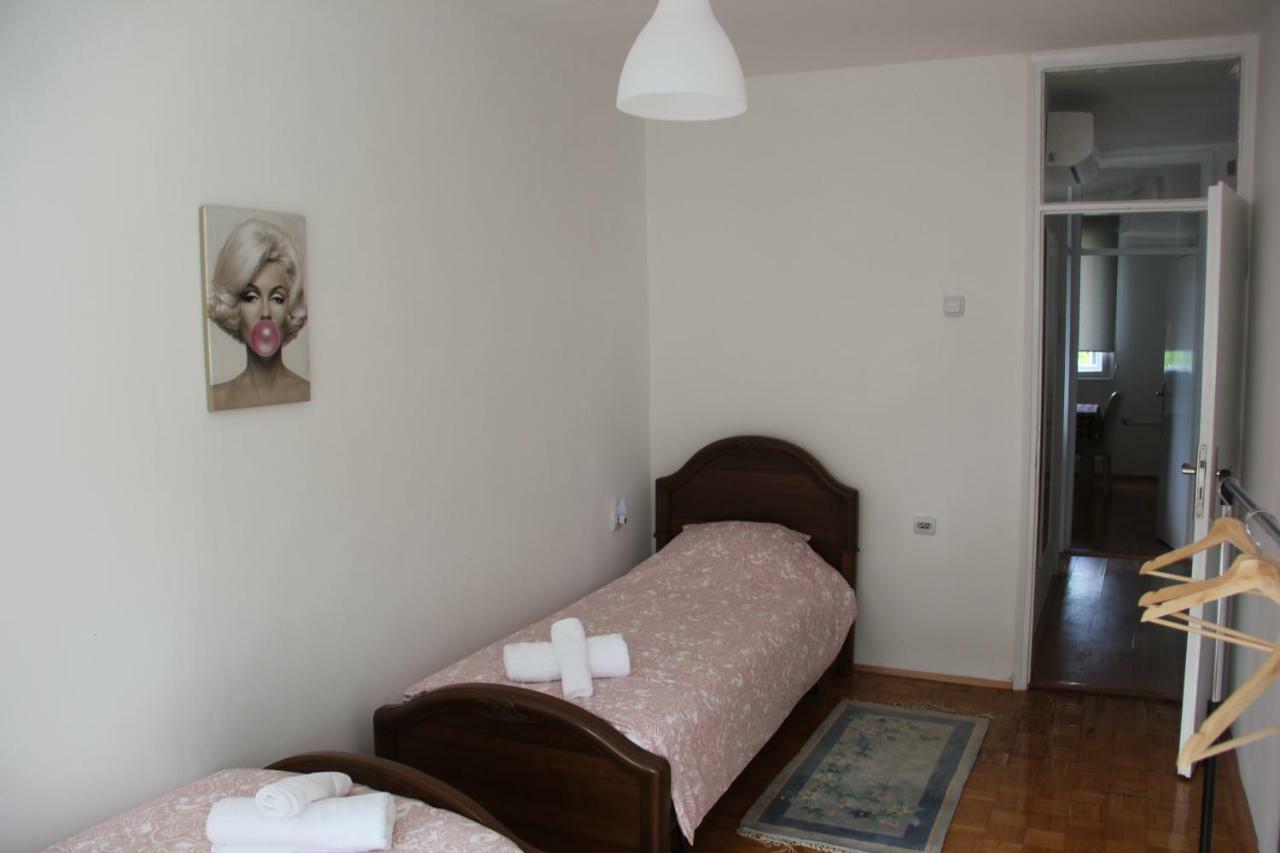 Apartman Kej Pirot Zewnętrze zdjęcie