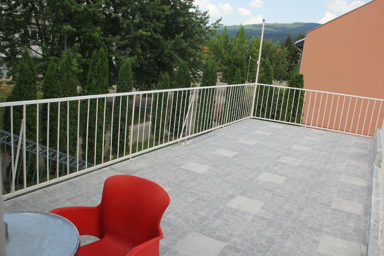 Apartman Kej Pirot Zewnętrze zdjęcie