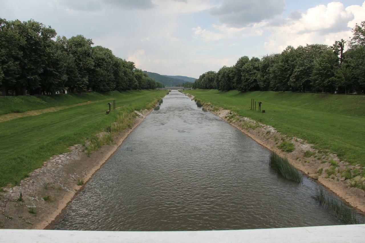 Apartman Kej Pirot Zewnętrze zdjęcie